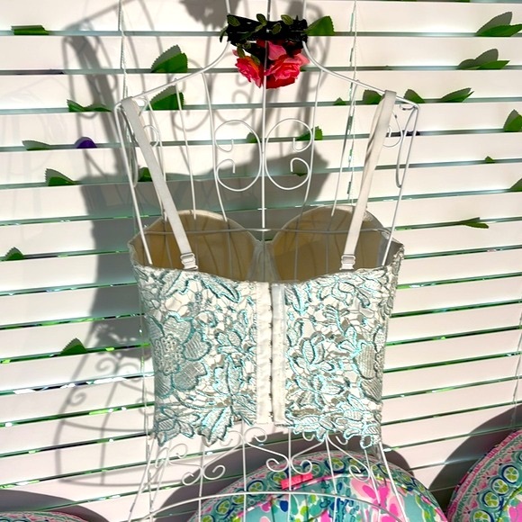 Lydia cream and mint lace bustier top 🎁 - Picture 3 of 9